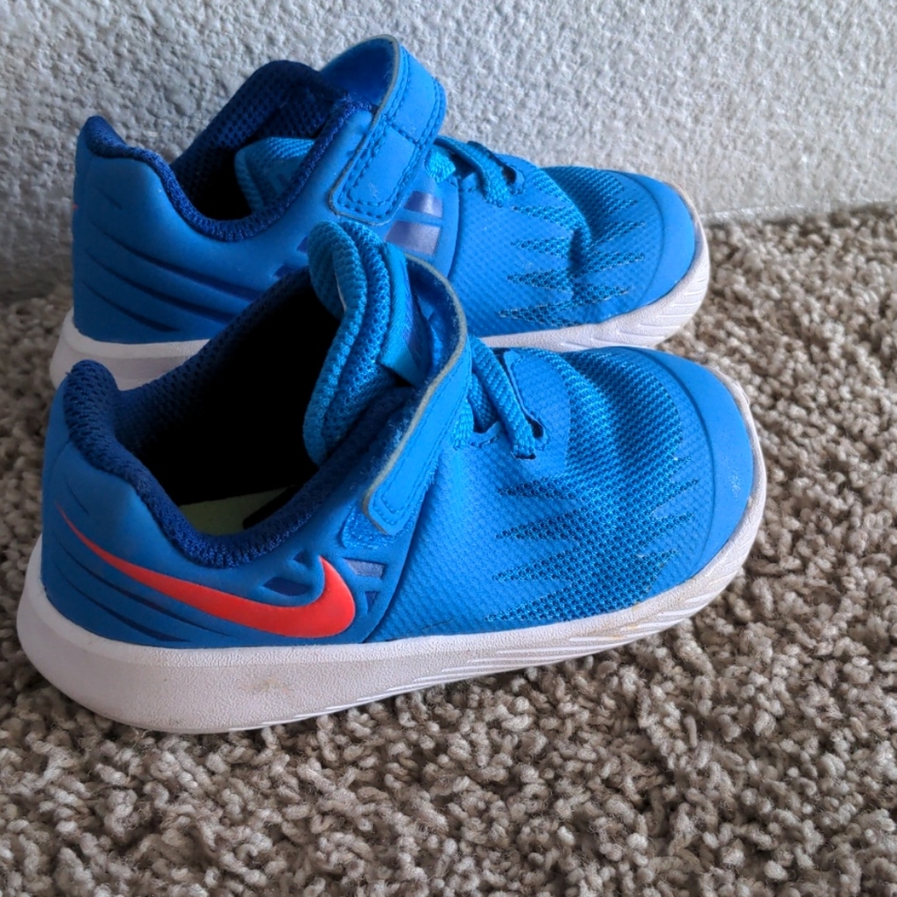 Baby shoes